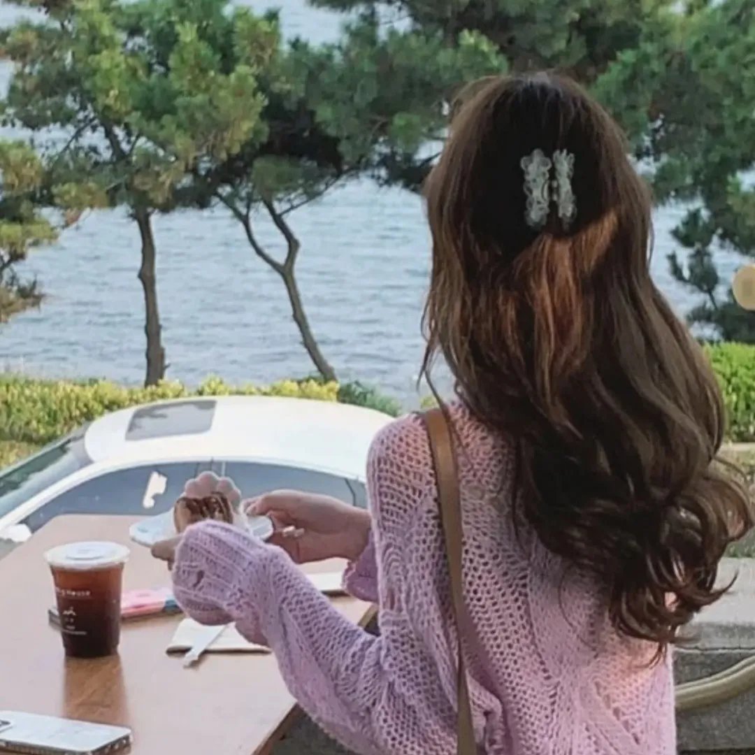 女孩不微笑